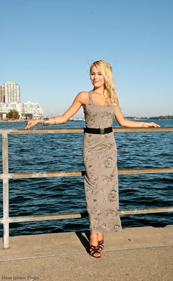 Canadian_Blogger_Theresa_Longo