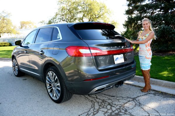 2017 Lincoln Review 